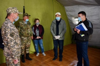 Ержан Бабакумаров проверил готовность мобильного полевого госпиталя Министерства обороны РК для размещения лиц с COVID-19