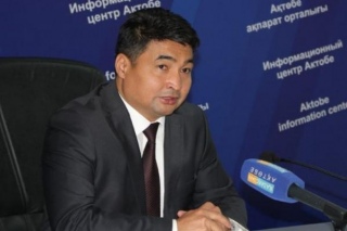 Актюбинцы задали актуальные вопросы главе областного управления здравоохранения Асету Калиеву