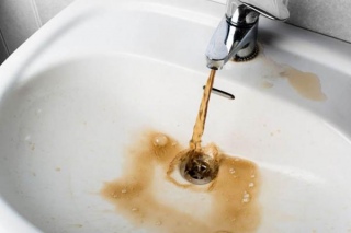 Жители Кокшетау жалуются на качество воды
