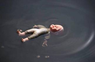 Годовалый ребенок утонул в емкости с водой в Павлодарской области