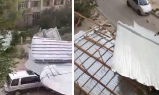 В Шымкенте 12-летнего мальчика придавило обломком крыши во время урагана
