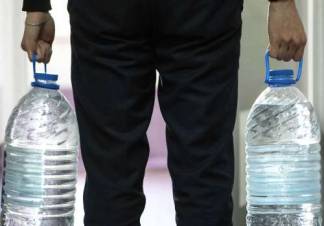 Жители пригорода Актобе четвертый год не могут добиться водоснабжения