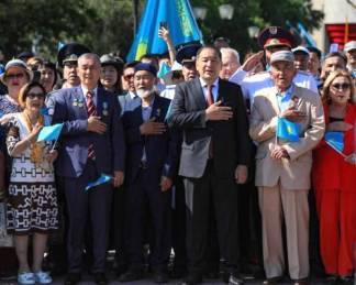 Свыше 30 тысяч жителей Актюбинской области одновременно исполнили гимн