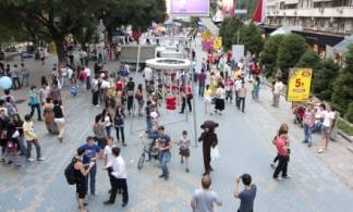 Численность населения Алматы приблизилась к 2 млн человек