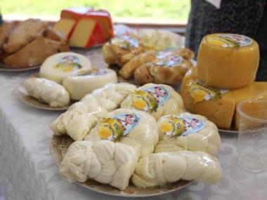 Более шести видов сыров из местного сырья варит семейная пара в глубинке Актюбинской области