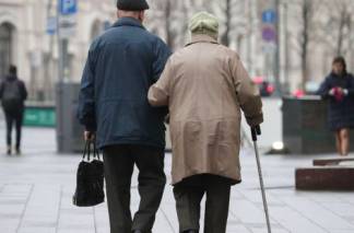 В Актобе стали отзывать иски против «российских» пенсионеров