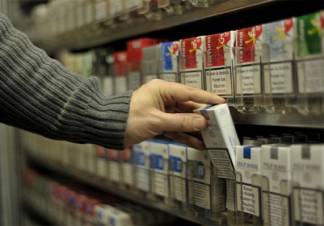 В РК могут запретить магазинам размещать табачные изделия