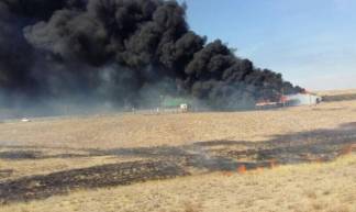 Шесть вагонов грузового поезда загорелись в Актюбинской области